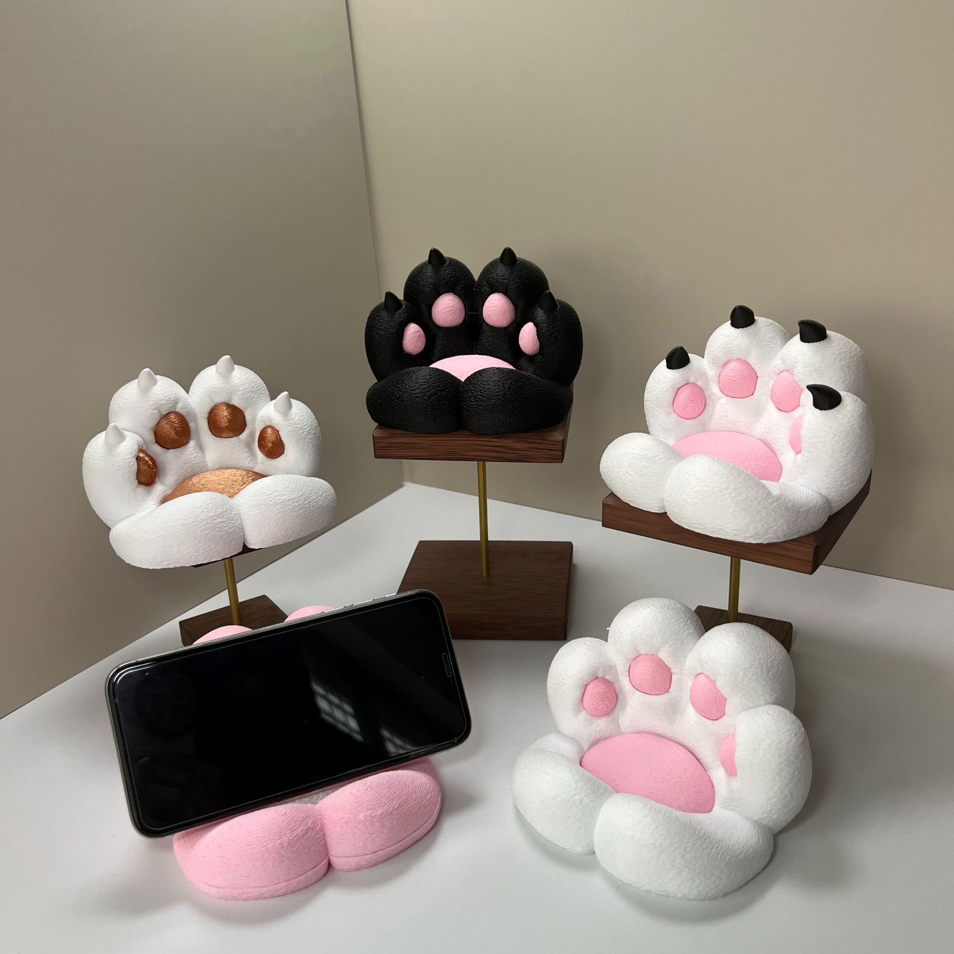 Home Decor Cat - かわいい猫の足の形をしたデスクオーナメント。電話やタブレットのスタンドとしても使用でき、自宅のデスクの装飾にも、素敵な贈り物にもなります。