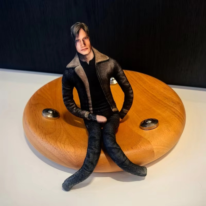 Home Decor Game - 2026年新作バイオハザードゲーム周辺グッズ アダ・レオン 鉄線スケルトン人形 ぬいぐるみ ホームデコレーション ソフトトイ