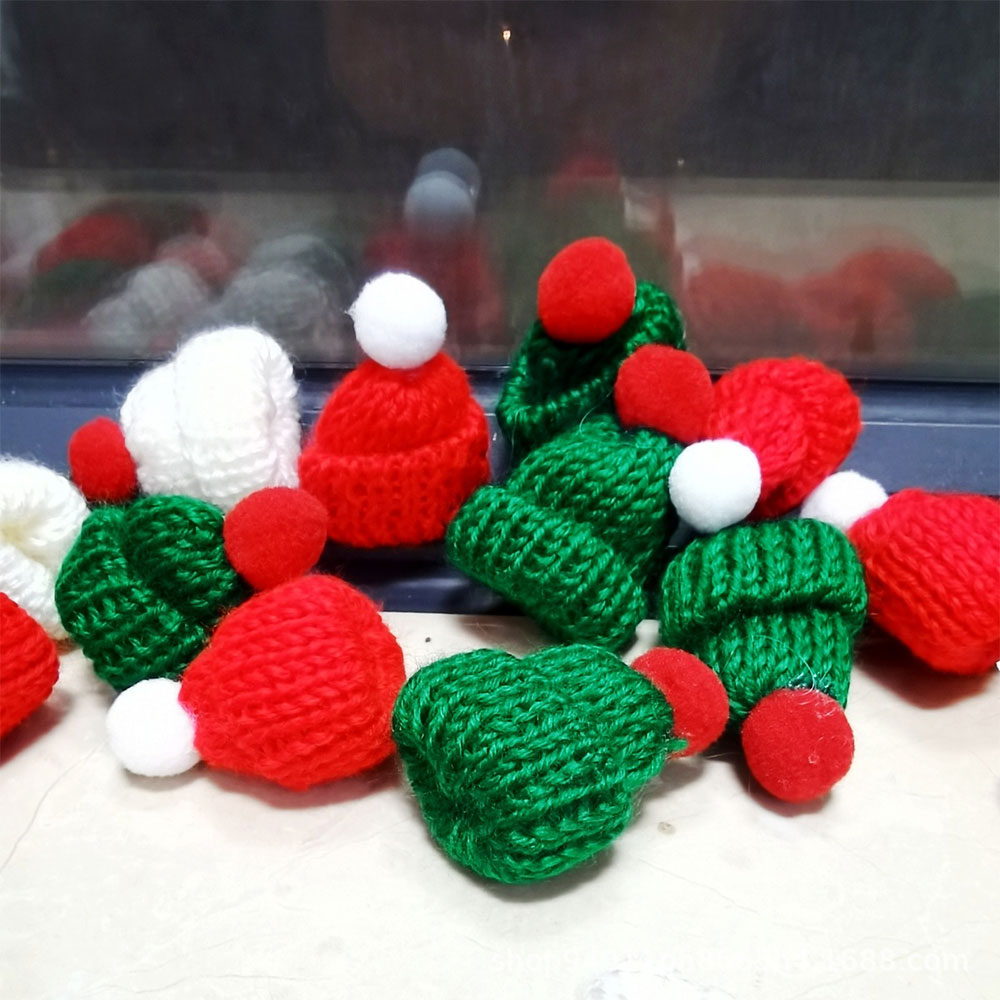 ぬいぐるみ糸の指が付いたミニニット帽,手作りのクリスマスデコ - Yarn Home Decor のレビューと価格