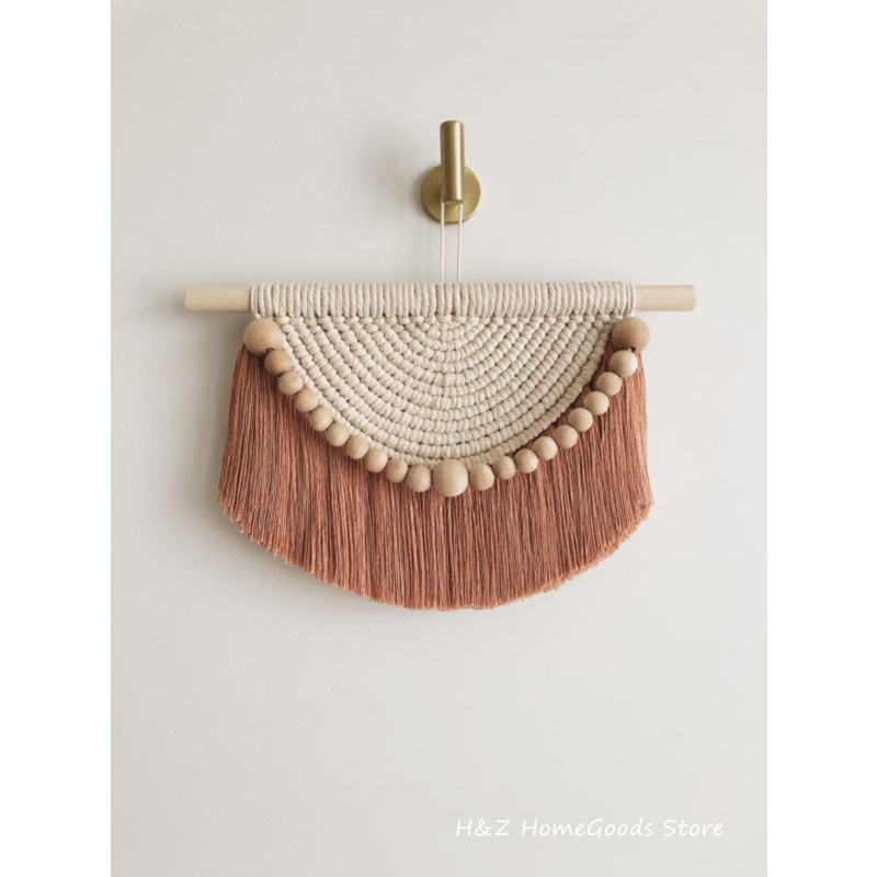 マクラメの壁のタペストリー,木製のビーズとタッセル,手作りの - Yarn Home Decor のレビューと価格